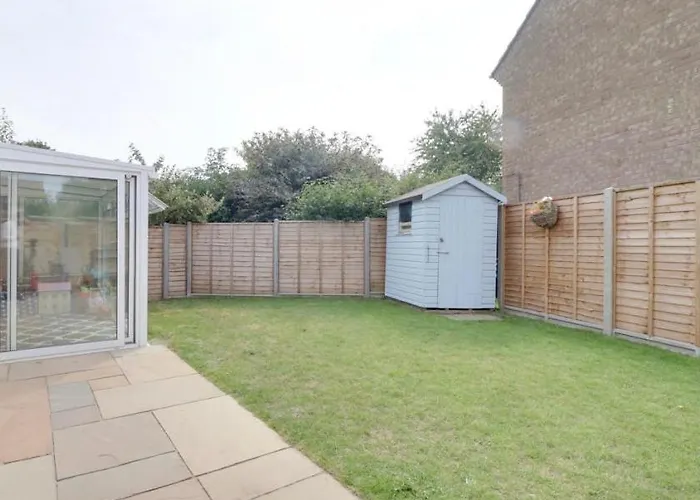 Modern And Spacious Open Plan Bungalow